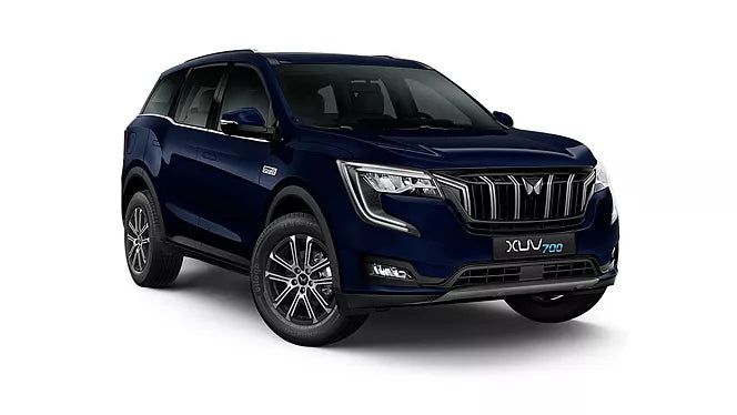 MAHINDRA XUV 700 AX7 Luxury Diesel  6 STR Automatic Transmission (NOIDA)